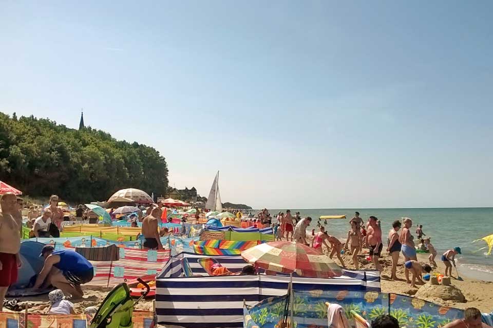 Plaża w Sarbinowie, niedaleko naszych domków drewnianych